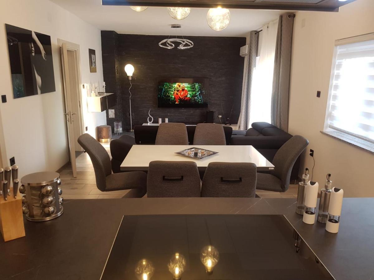 Seaview Apartment Moritz Senj  Zewnętrze zdjęcie